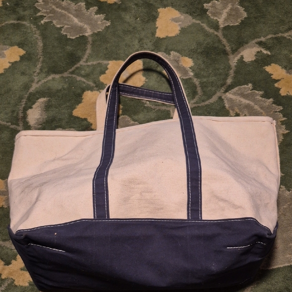 L.L. Bean Other - Stylish Navy and Cream Tote Bag